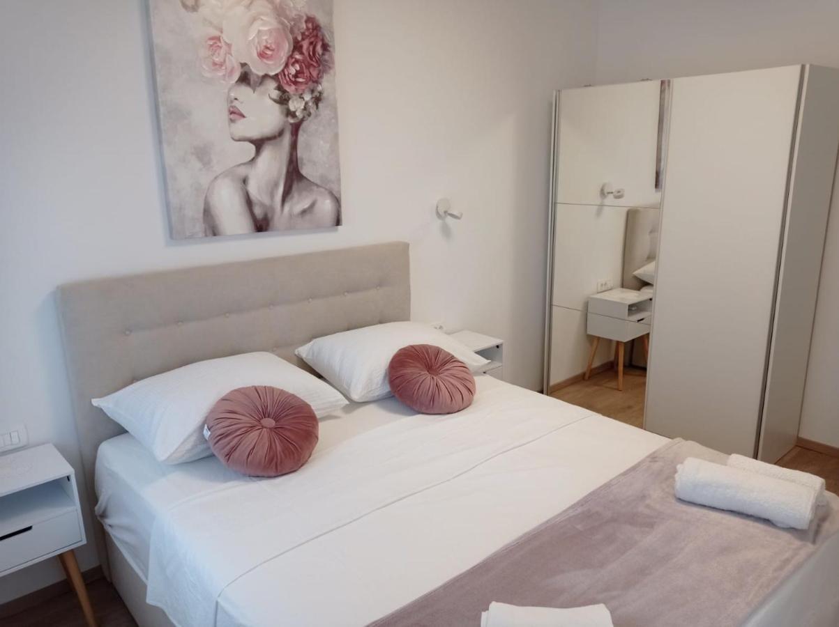 Apartman Franc S Vir Ngoại thất bức ảnh